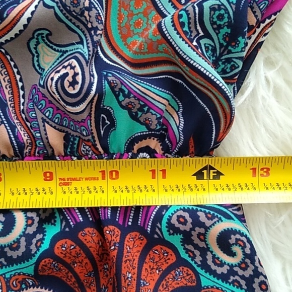 Evereve Allison Joy Maui Paisley Maxi Dress - Picture 13 of 16